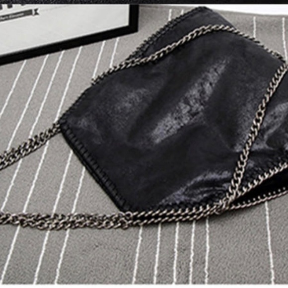 👜Distressed vegan Leather Paris camel chain foldable Fashion bag - Picture 11 of 12